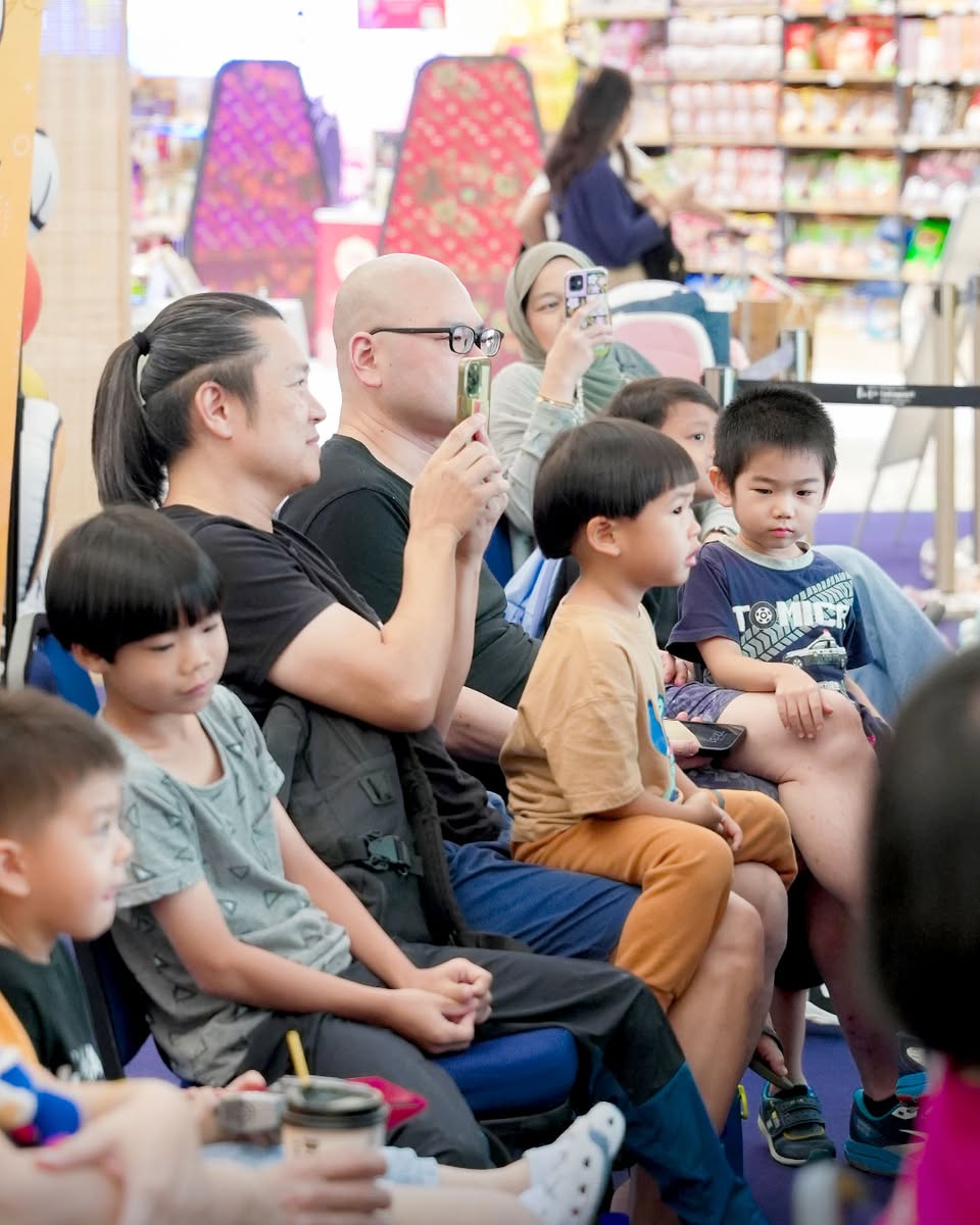 Exciting stage performance captivating attendees at Kawaiimama Festival 2025