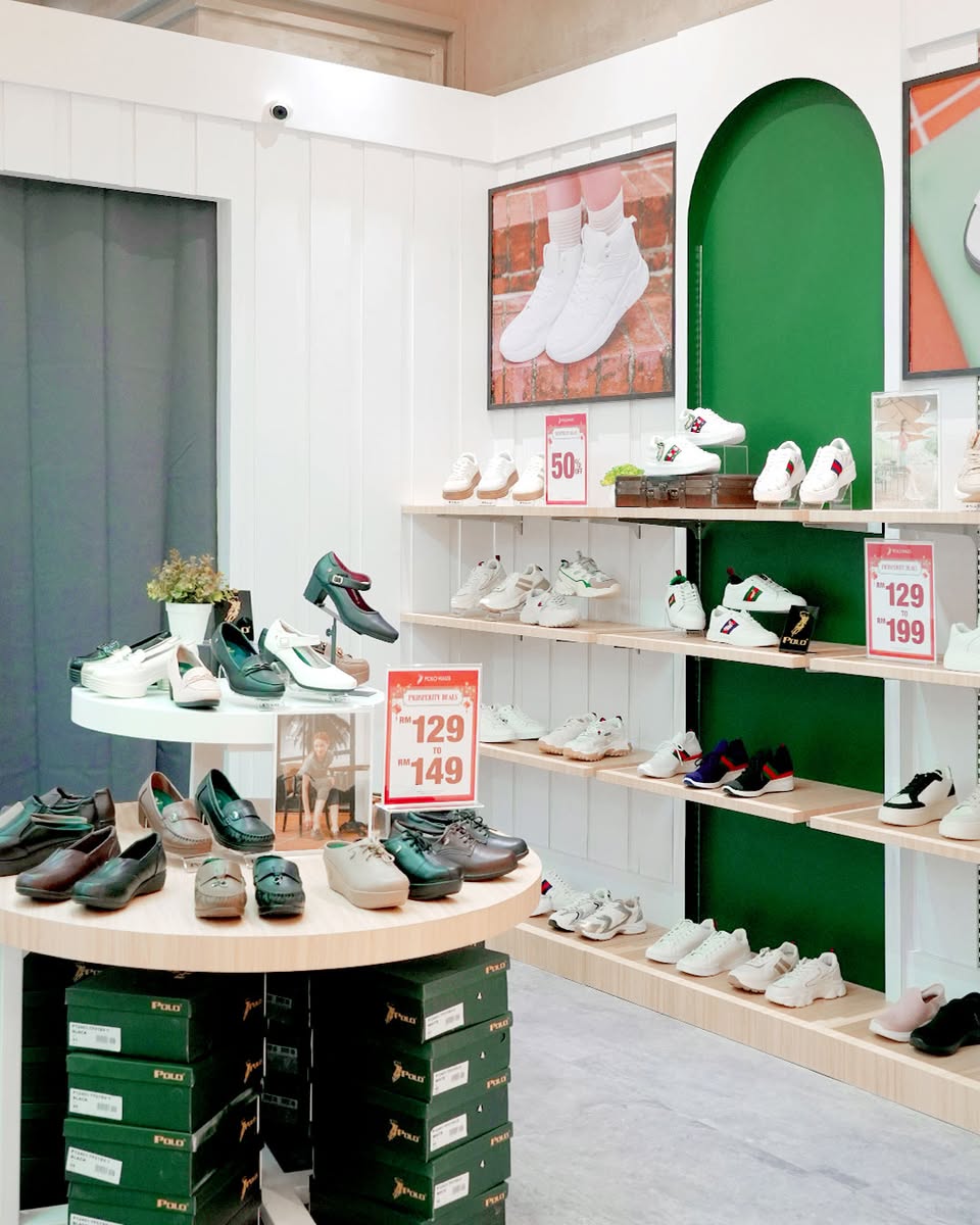 Exclusive opening gift Thermoflask and Duffle Bag