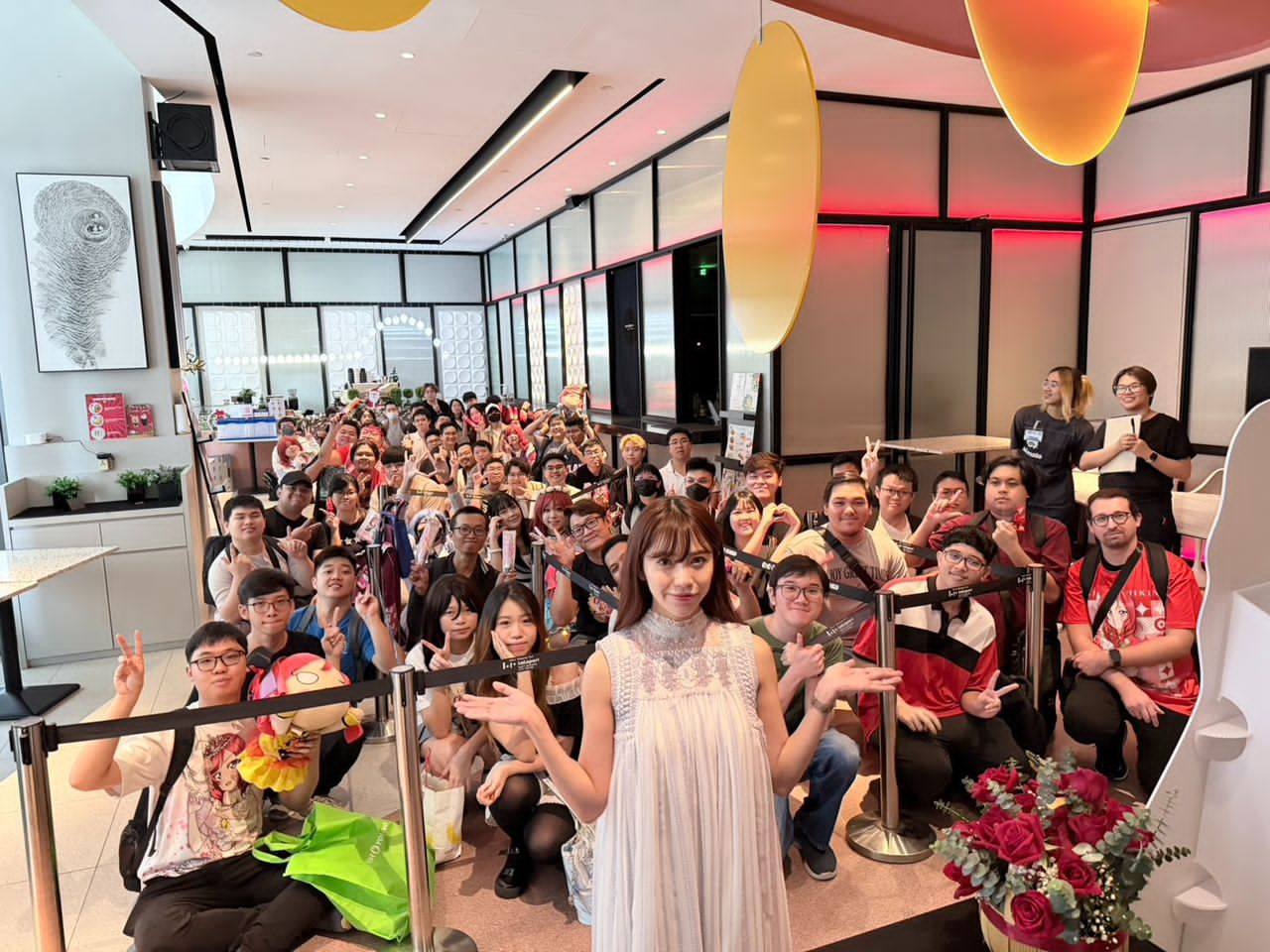 Scenes from the Love Live! 10th Anniversary Autograph Session