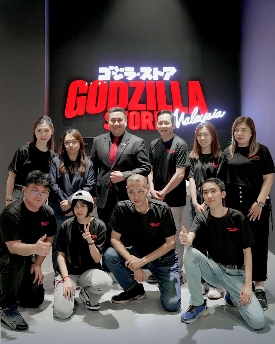 Godzilla Store entrance at LaLaport BBCC