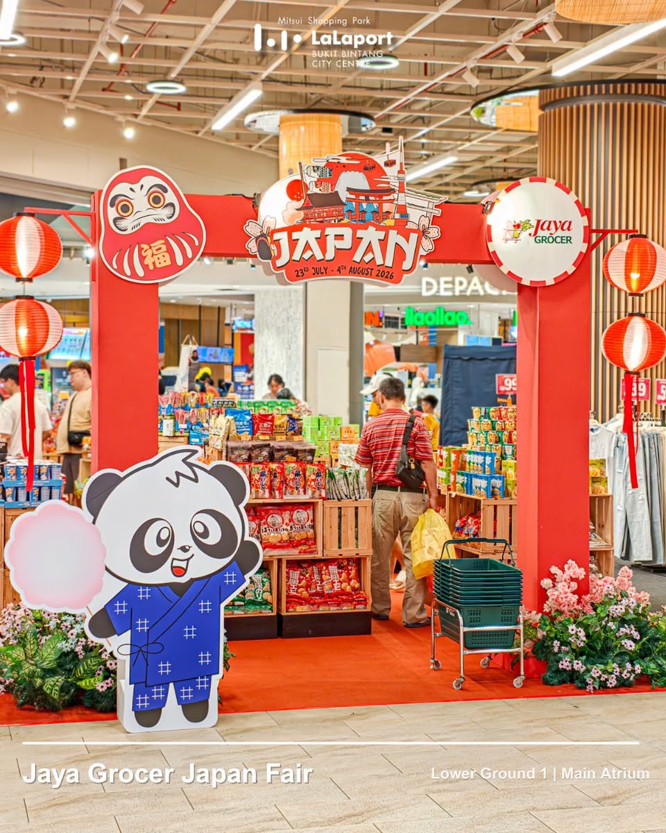 Jaya Grocer Japan Fair display at Lalaport BBCC Main Atrium