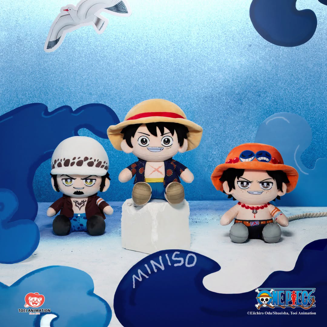 One Piece plush figures at MINISO Friends Lalaport BBCC