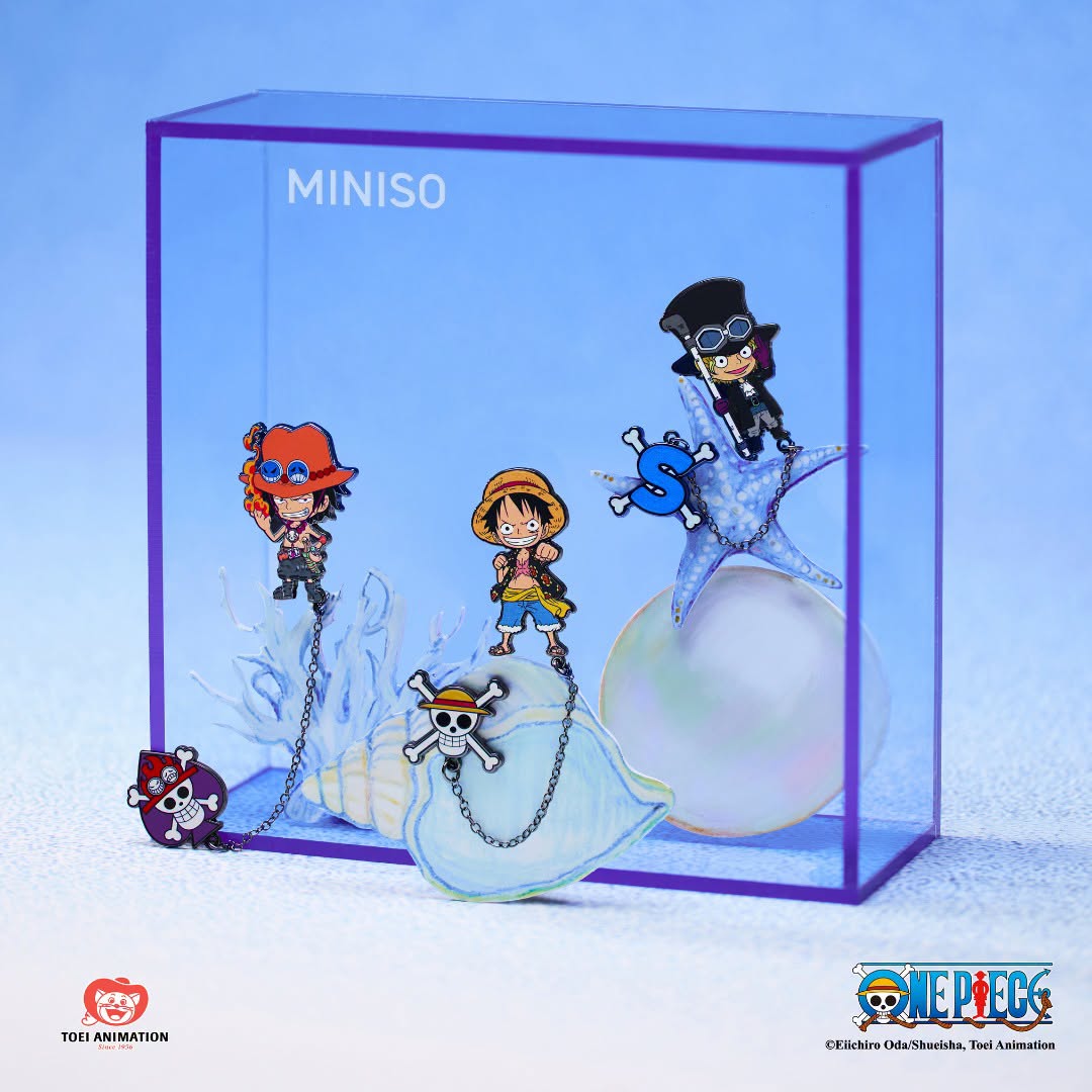 One Piece acrylic display collectibles at MINISO