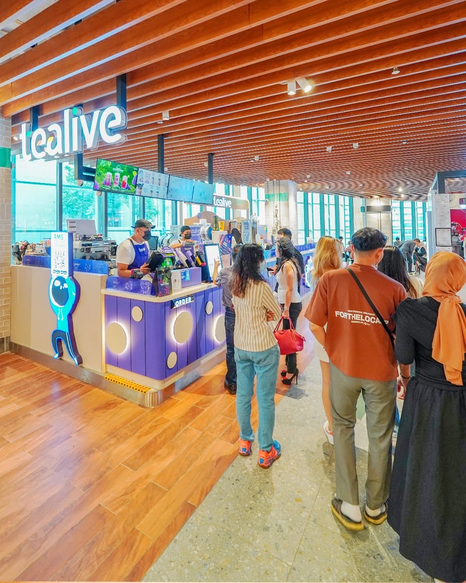 Refreshing Tealive drinks served at the new spot