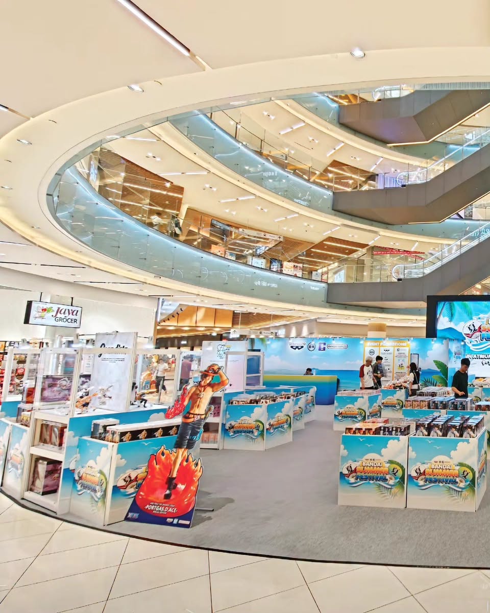 Bandai Summer Festival pop-up booths at LaLaport BBCC Main Atrium