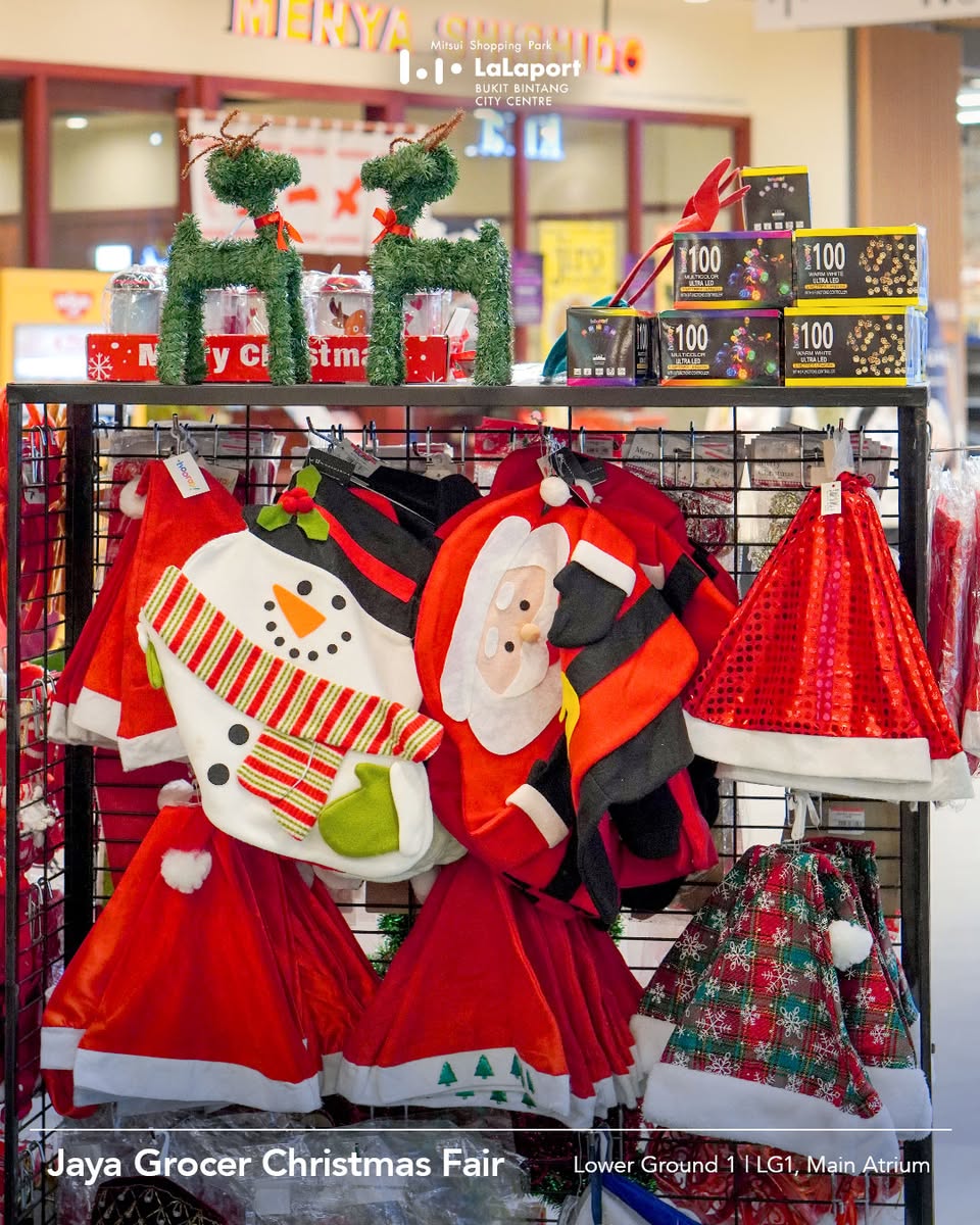 Curated ready-to-go Christmas gift sets on display at Jaya Grocer