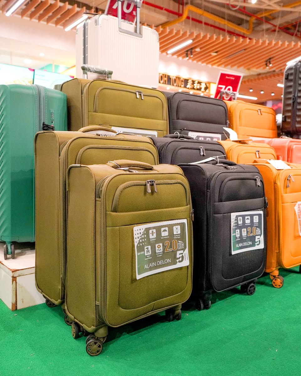 Main Atrium pop-up location