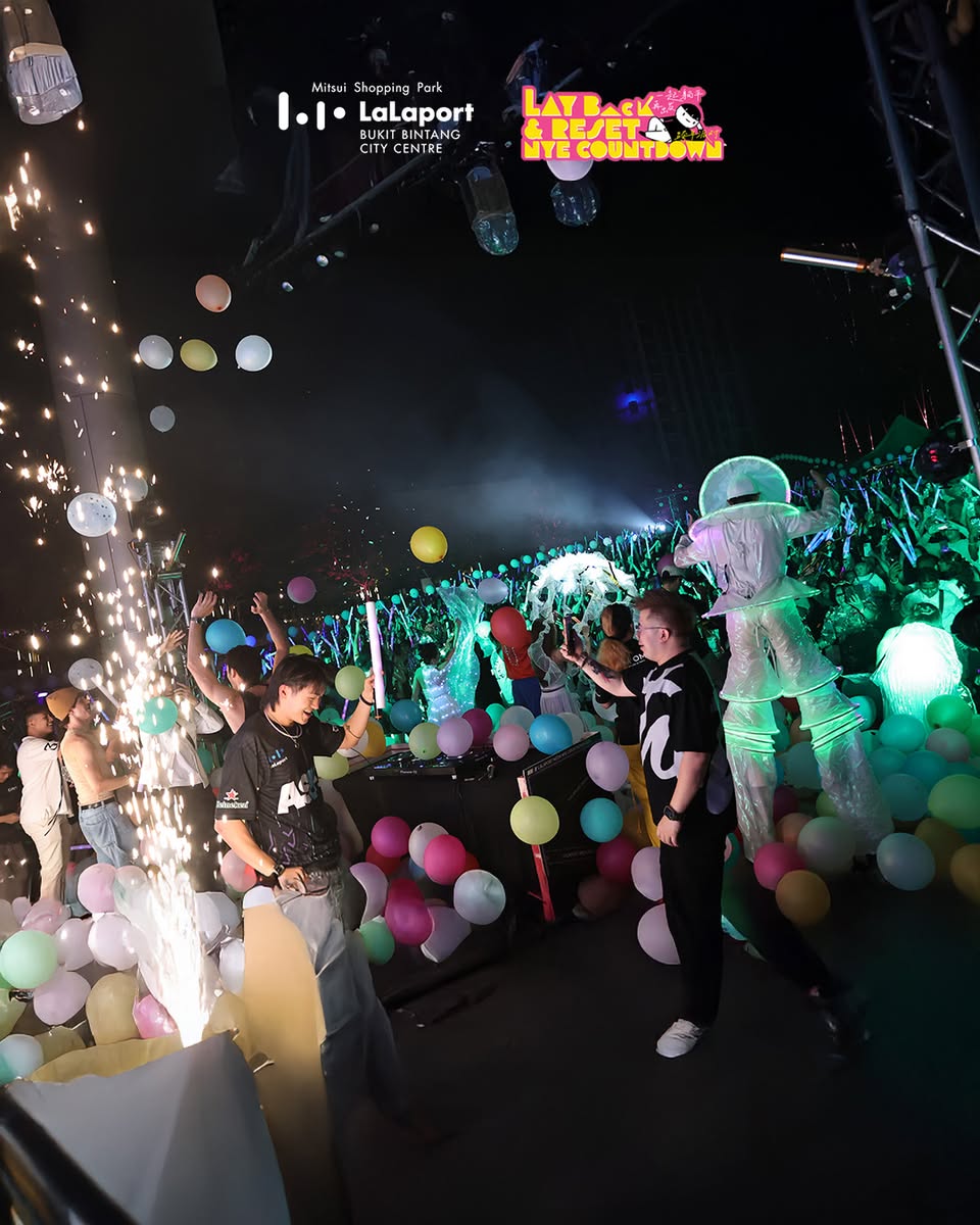 Panoramic view of the city during the Layback & Reset Countdown