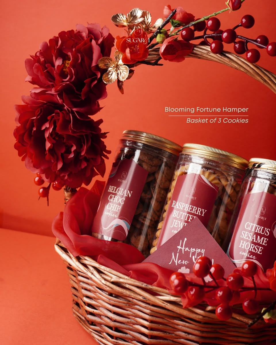 Sugar & I festive hamper presentation