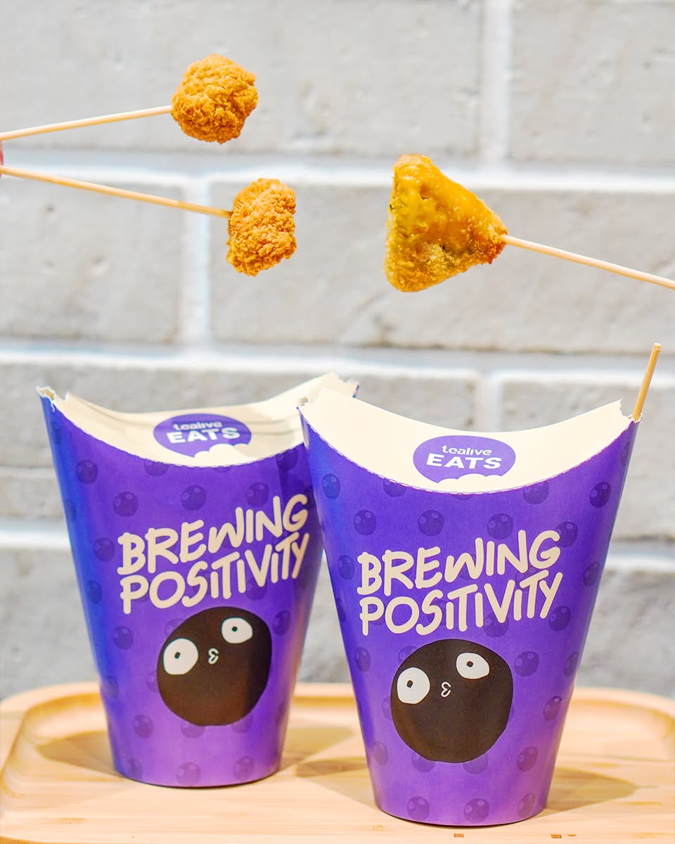 Interior view of the new Tealive location