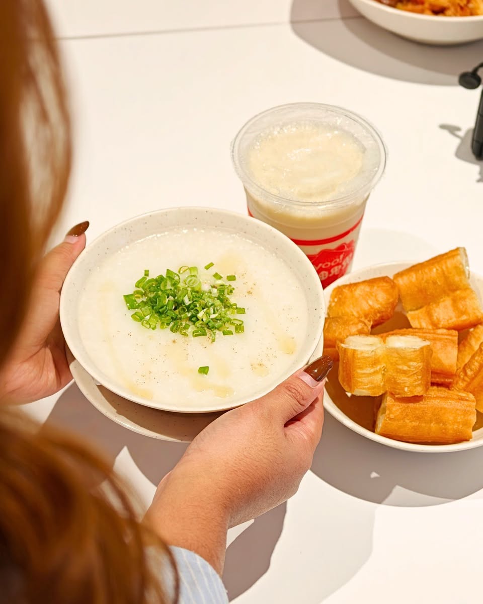 Congee with YouTou and beverage at ILOVEYOO