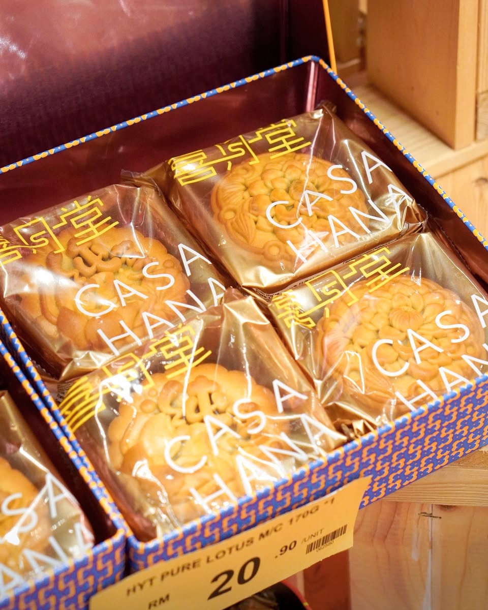 A selection of mooncakes from the Jaya Grocer Mooncake Fair