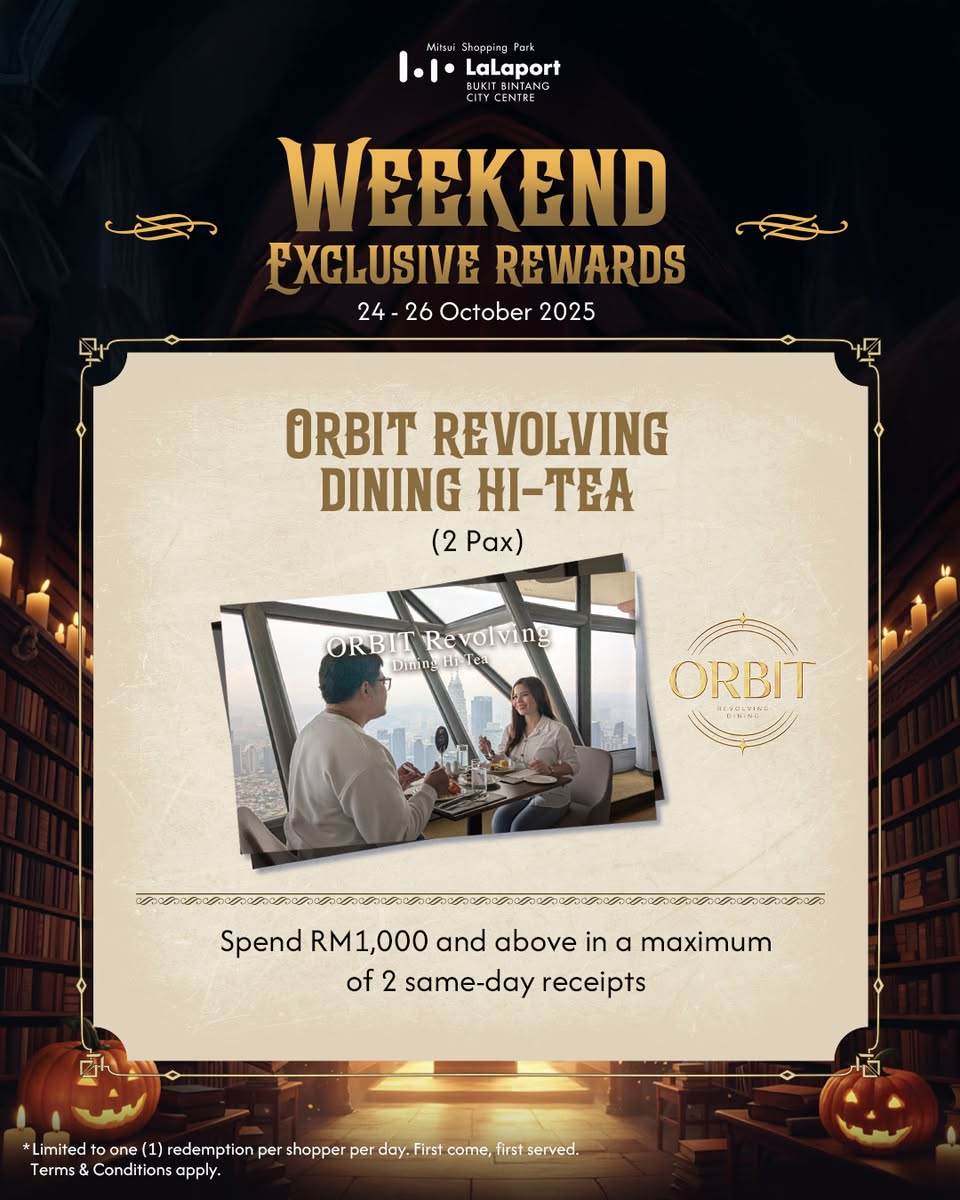 A breathtaking view of the Kuala Lumpur skyline from the KL Tower.