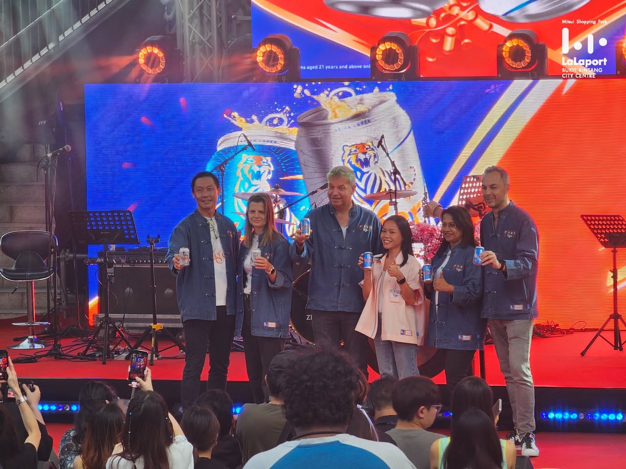 Tiger Town event entrance at LaLaport BBCC