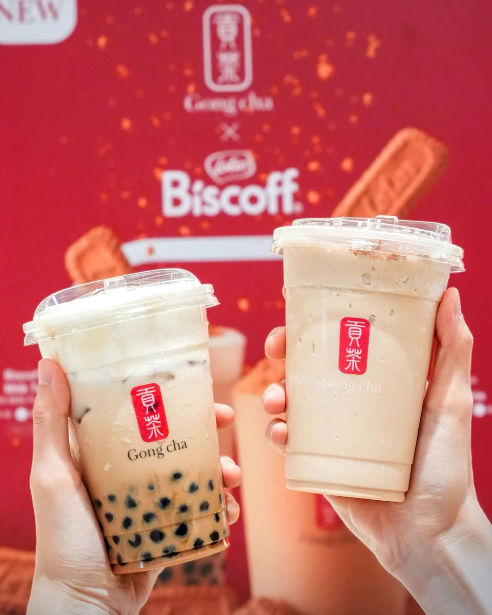 Two Gong Cha Biscoff drinks on a counter