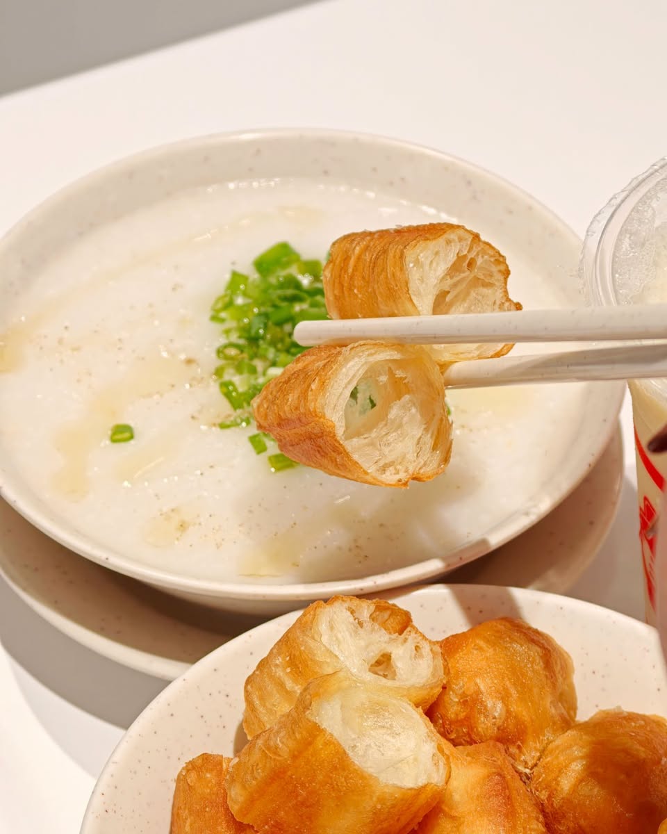 Youtiao with congee at ILOVEYOO LaLaport BBCC