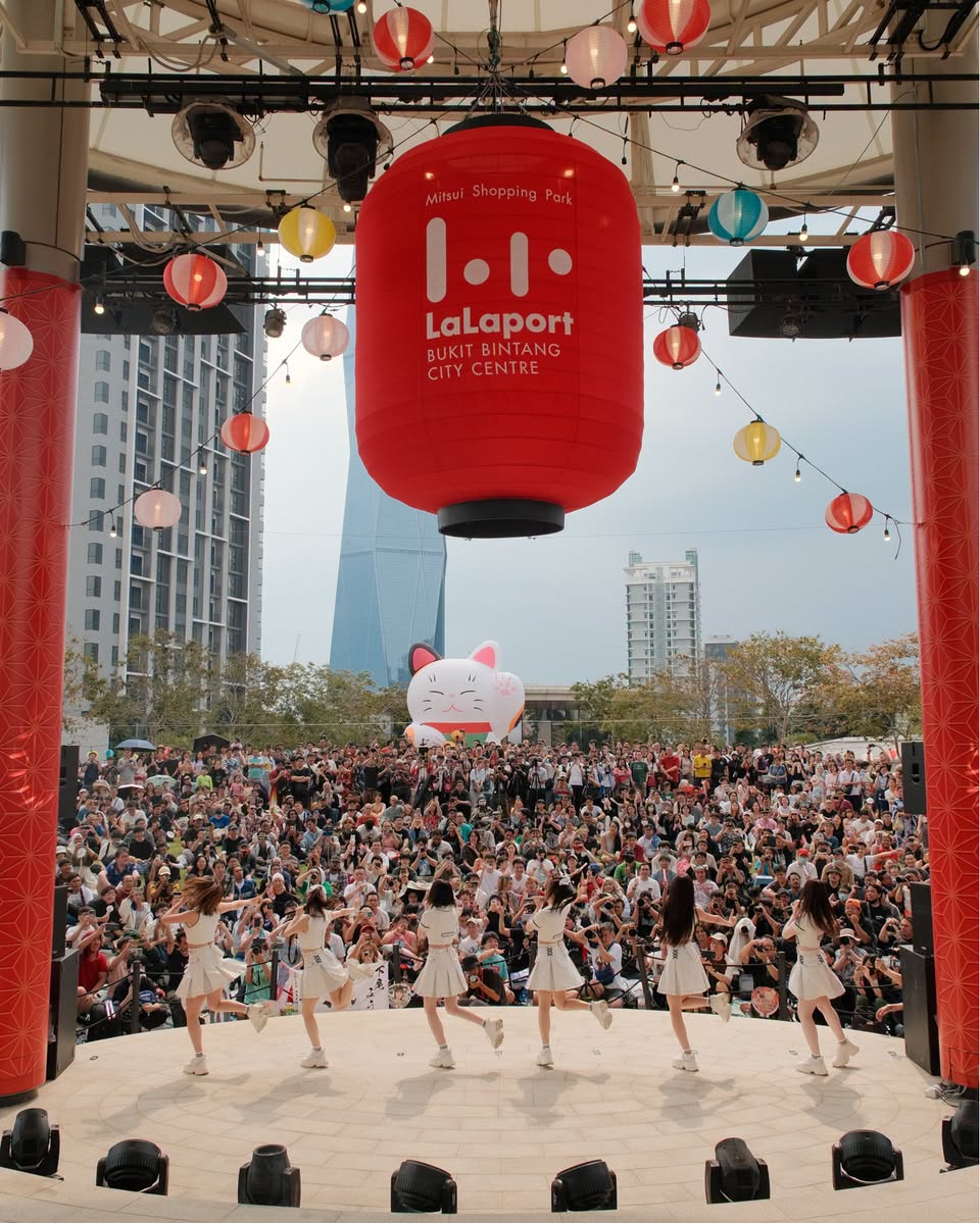 Bon Odori festival performance at LaLaport BBCC