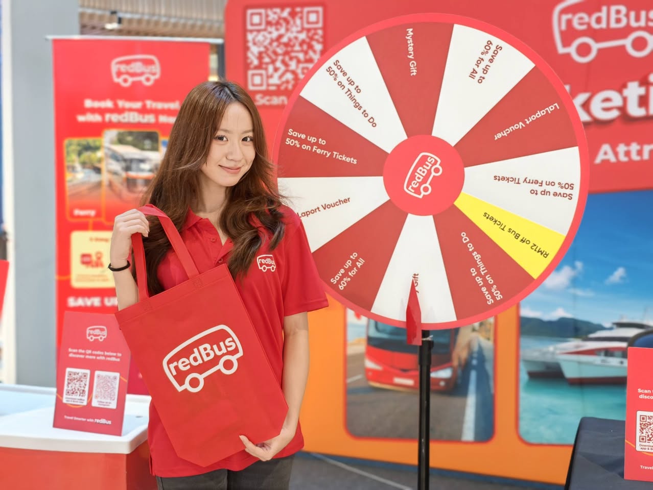 redBus Spin & Win pop-up at LaLaport BBCC