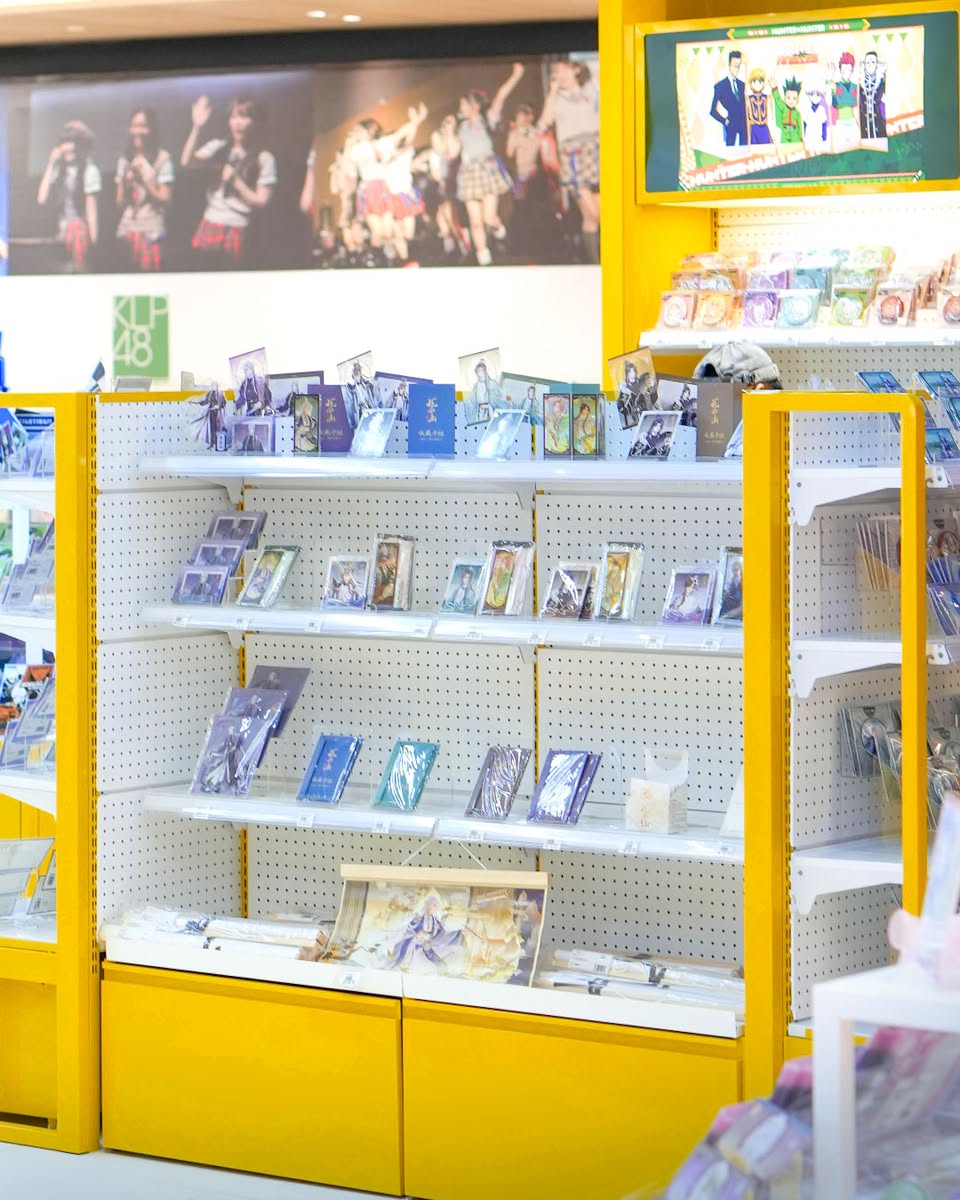 A glimpse into the diverse offerings at Xumi Goods.